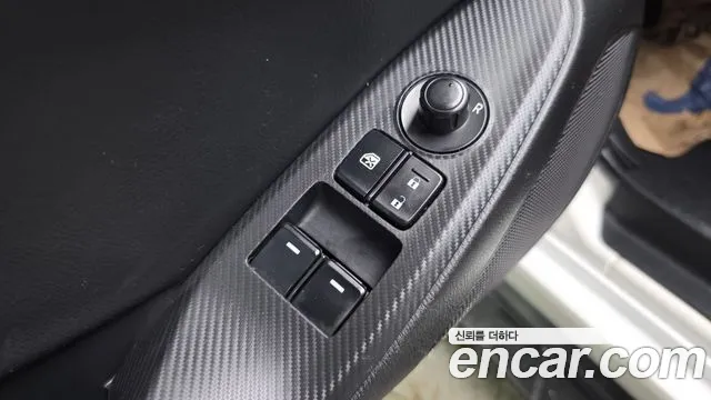 Mazda MX-5 Miata 2019 thumb 11