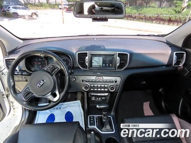 Kia Sportage 2017 thumb 6
