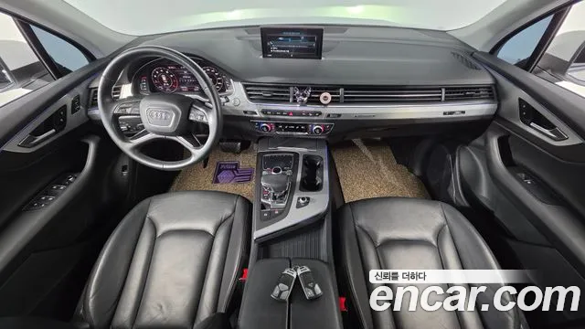 Audi Q7 2019 thumb 7