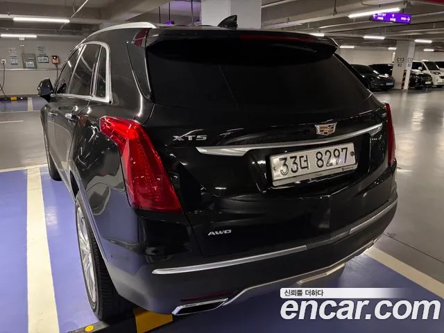 Cadillac XT5 2018 thumb 4