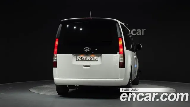 Hyundai Staria 2022 thumb 4