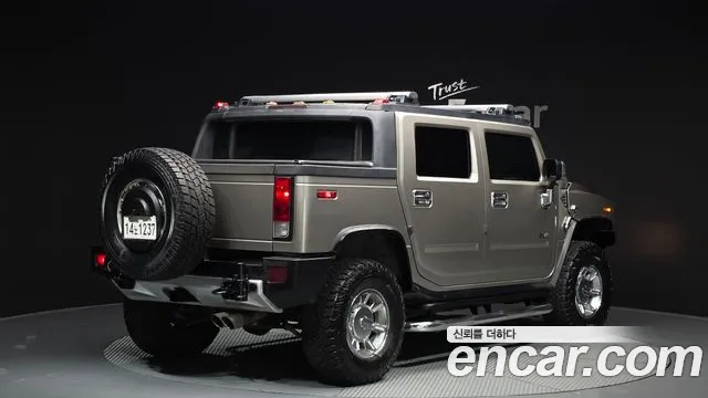 Hummer H2 2005 thumb 2
