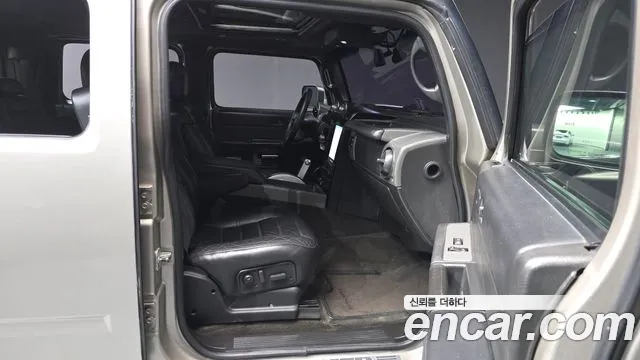 Hummer H2 2005 thumb 11
