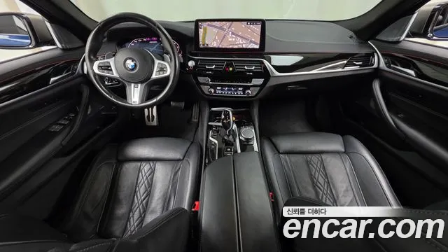 BMW 5-Series 2020 thumb 7