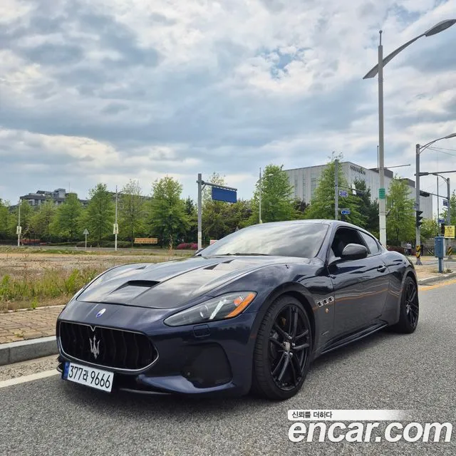 Maserati GranTurismo 2016 thumb 3