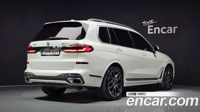 BMW X7 2025 thumb 2
