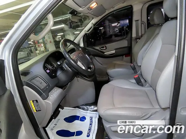 Hyundai Starex 2017 thumb 6
