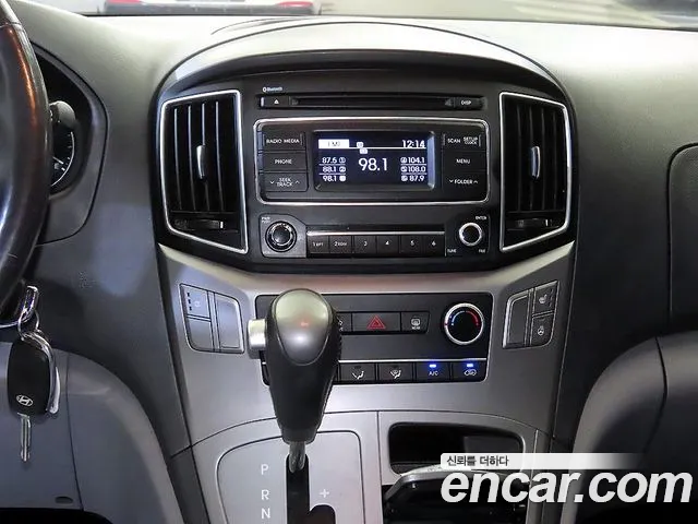 Hyundai Starex 2017 thumb 11