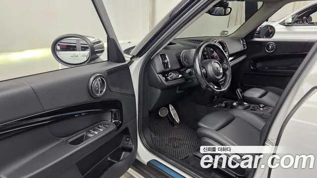 MINI Countryman 2020 thumb 10