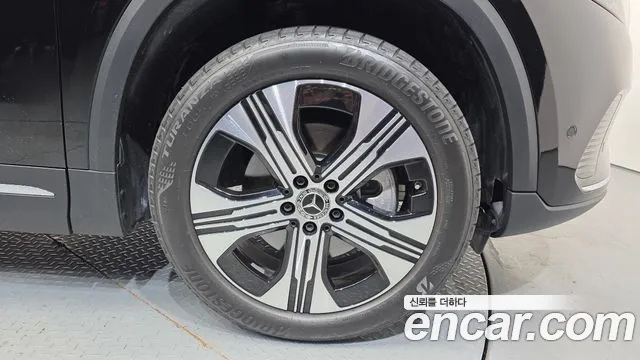 Mercedes-Benz EQA 2025 thumb 5