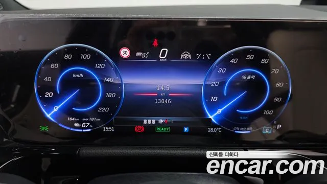 Mercedes-Benz EQA 2025 thumb 8