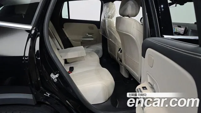 Mercedes-Benz EQA 2025 thumb 12