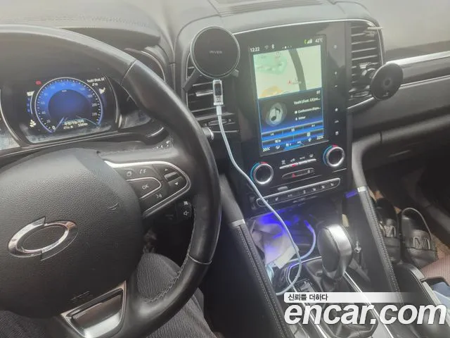 Renault-KoreaSamsung Koleos 2019 thumb 7