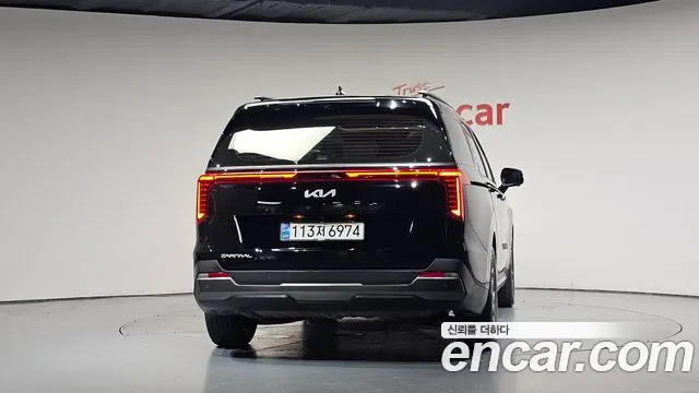 Kia Carnival 2024 thumb 3