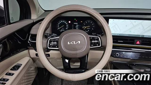 Kia Carnival 2024 thumb 12