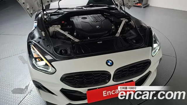 BMW Z4 2024 thumb 5