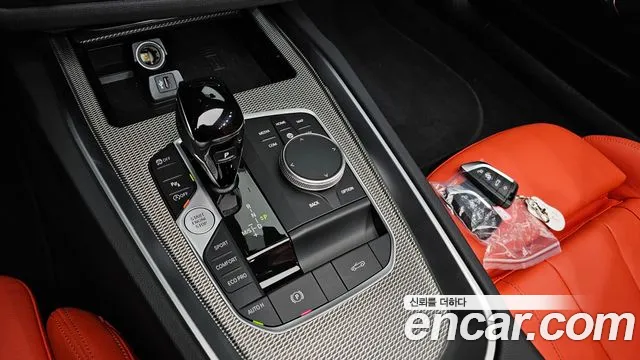 BMW Z4 2024 thumb 8