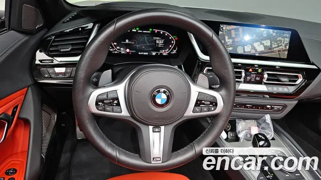 BMW Z4 2024 thumb 10