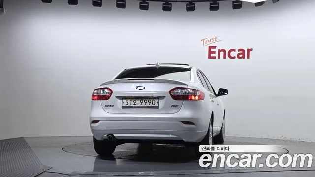Renault-KoreaSamsung Fluence 2013 thumb 4