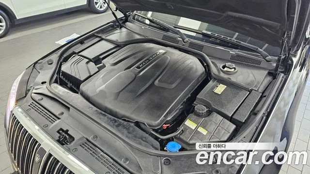 KG_Mobility_Ssangyong Chairman 2014 thumb 6