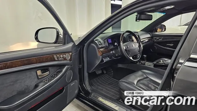 KG_Mobility_Ssangyong Chairman 2014 thumb 10