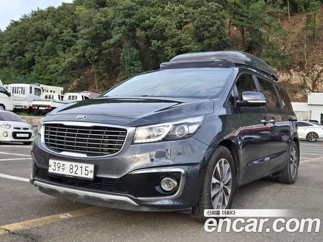 Kia Carnival 2018 thumb 11