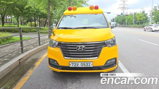 Hyundai Starex 2018 thumb 12