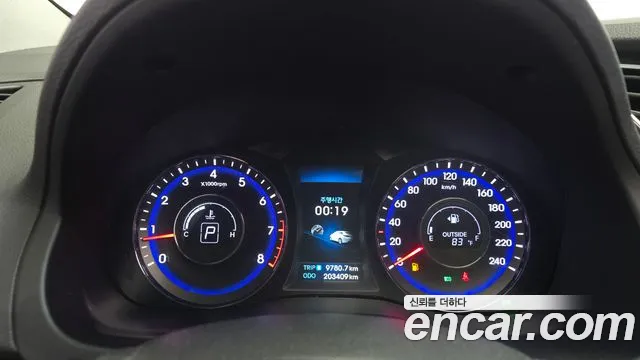 Hyundai i40 2014 thumb 8