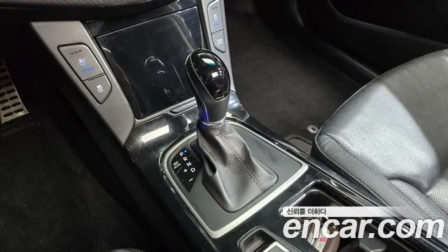Hyundai i40 2014 thumb 9