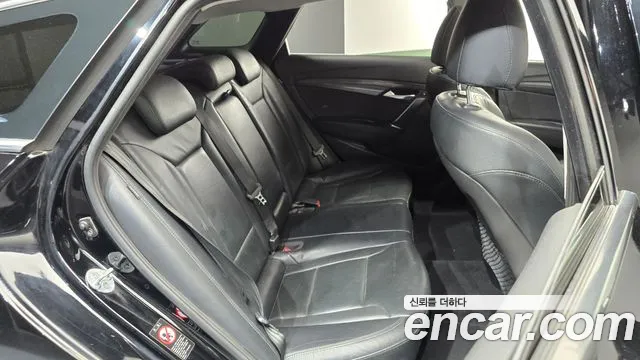 Hyundai i40 2014 thumb 11