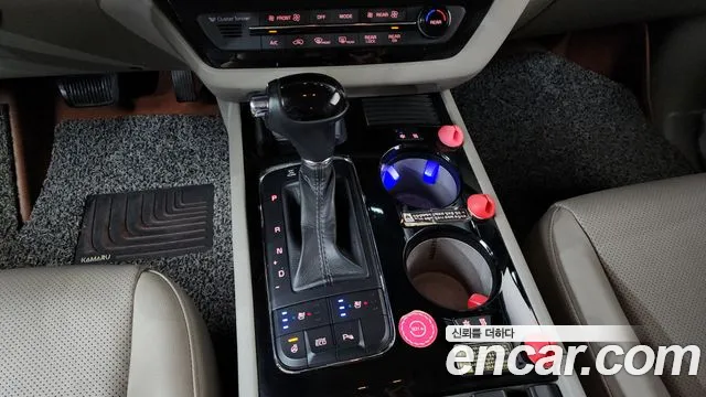 Kia Carnival 2016 thumb 9