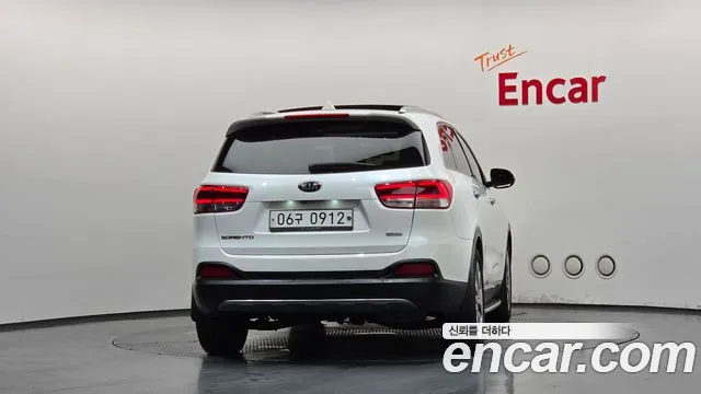 Kia Sorento 2016 thumb 4