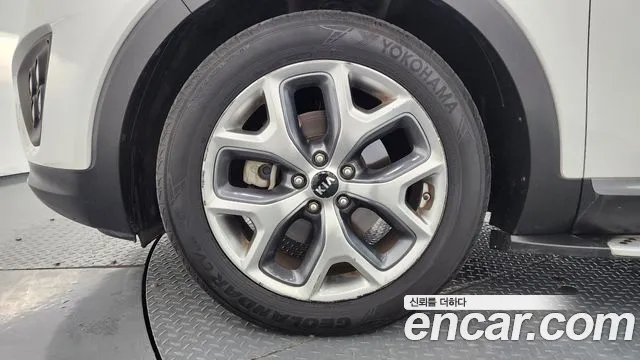 Kia Sorento 2016 thumb 5