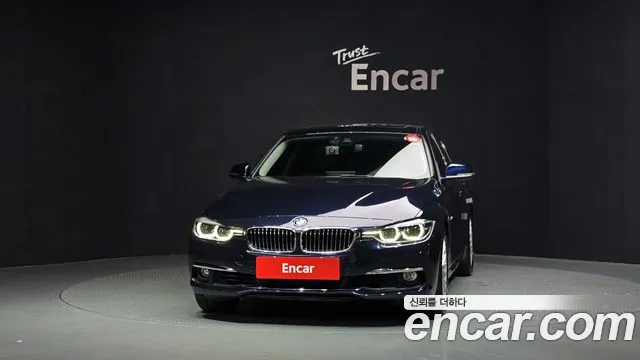 BMW 3-Series 2016 thumb 3
