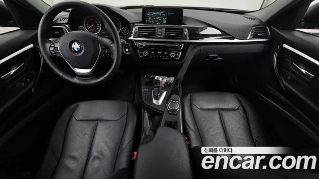 BMW 3-Series 2016 thumb 7