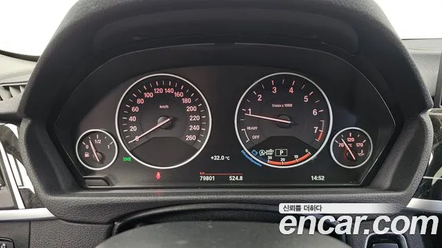BMW 3-Series 2016 thumb 8
