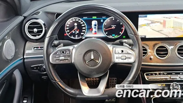 Mercedes-Benz E-Класс 2019 thumb 11
