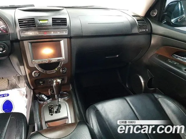KG_Mobility_Ssangyong Rexton 2013 thumb 10
