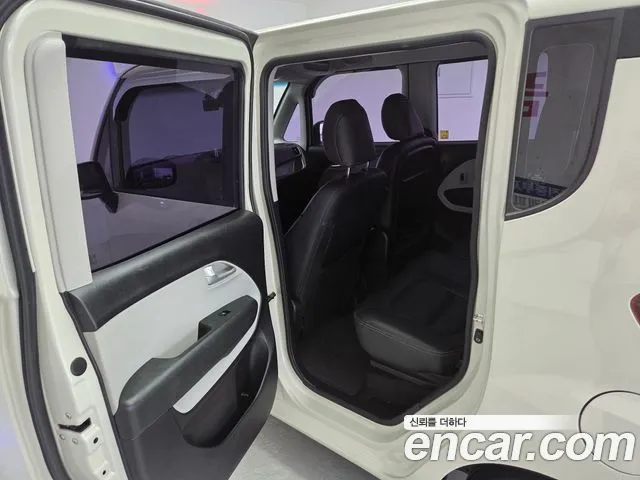 Kia Ray 2017 thumb 10