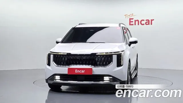 Kia Carnival 2023 thumb 3