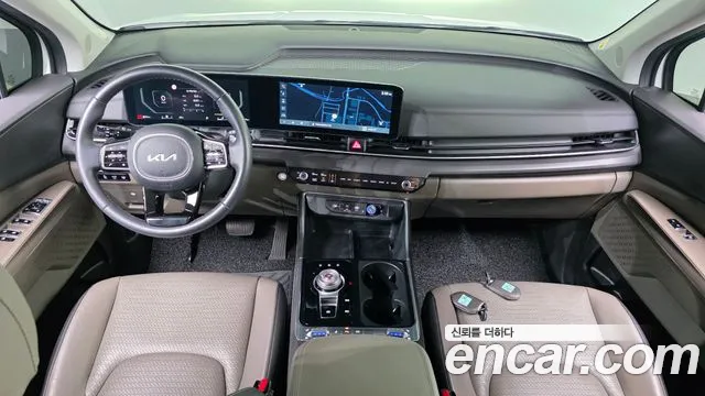 Kia Carnival 2023 thumb 7
