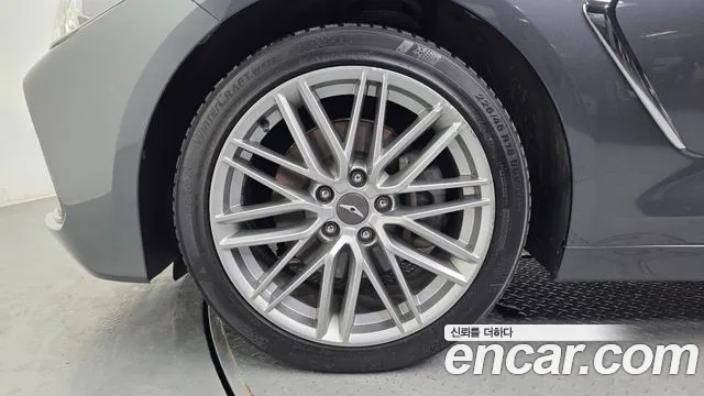 Genesis G70 2019 thumb 5