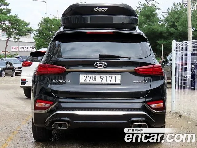 Hyundai Santa Fe 2018 thumb 4