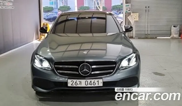 Mercedes-Benz E-Класс 2016 thumb 3