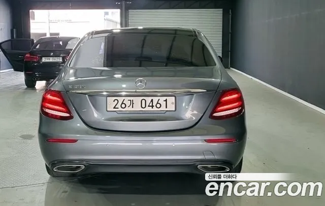 Mercedes-Benz E-Класс 2016 thumb 4
