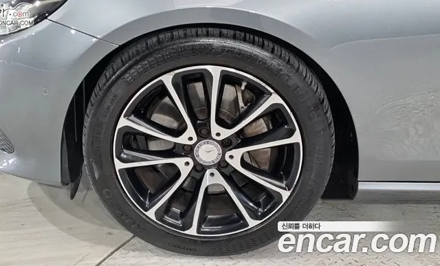 Mercedes-Benz E-Класс 2016 thumb 5