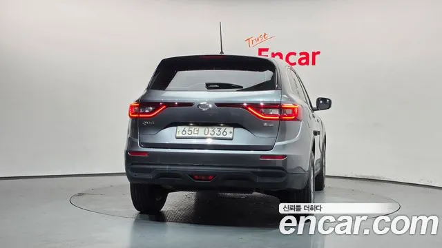 Renault-KoreaSamsung Koleos 2016 thumb 4