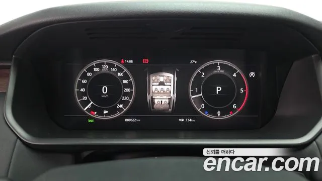 Land Rover Discovery 2018 thumb 7