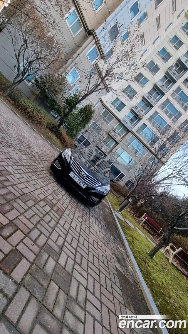 Hyundai Grandeur 2012 thumb 12