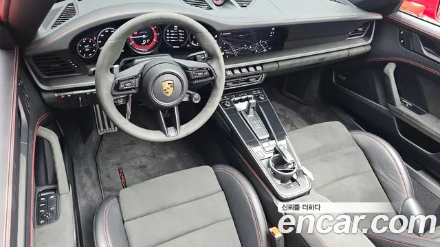 Porsche 911 2023 thumb 6